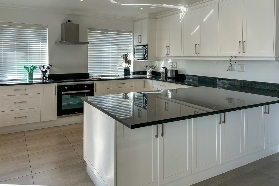 3 Bedroom Property for Sale in Knysna Heights Western Cape